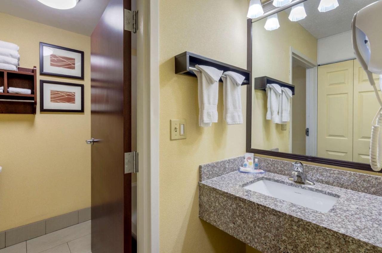 Comfort Inn & Suites Hillsville I-77 Dış mekan fotoğraf