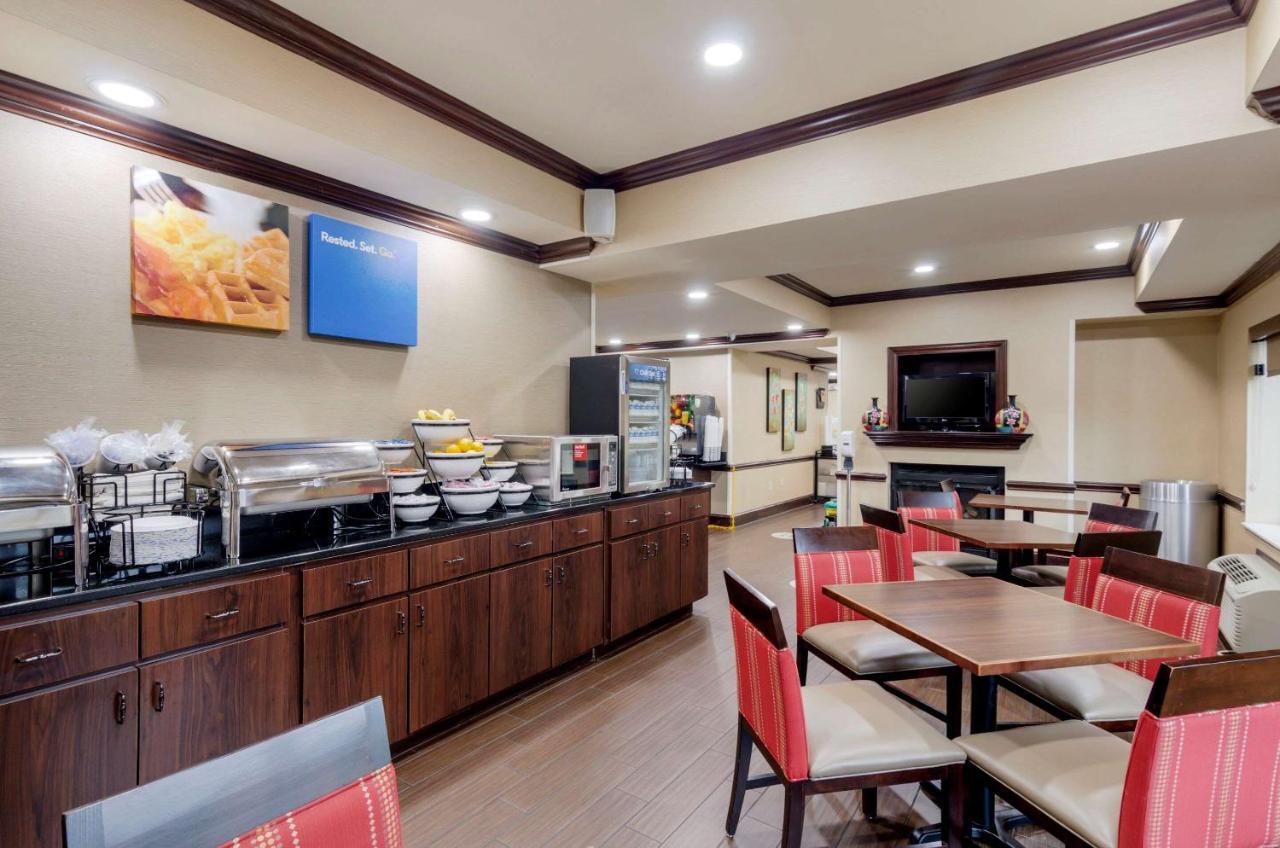 Comfort Inn & Suites Hillsville I-77 Dış mekan fotoğraf