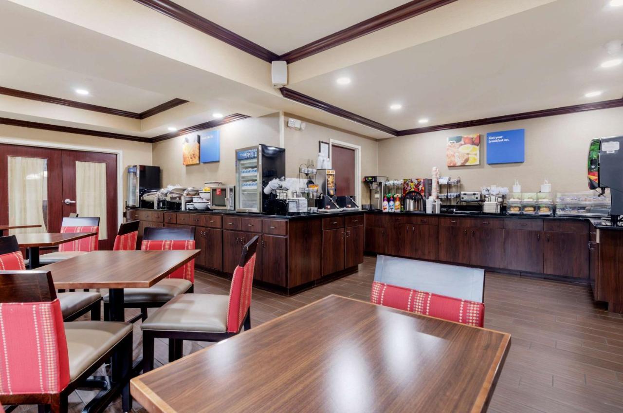 Comfort Inn & Suites Hillsville I-77 Dış mekan fotoğraf