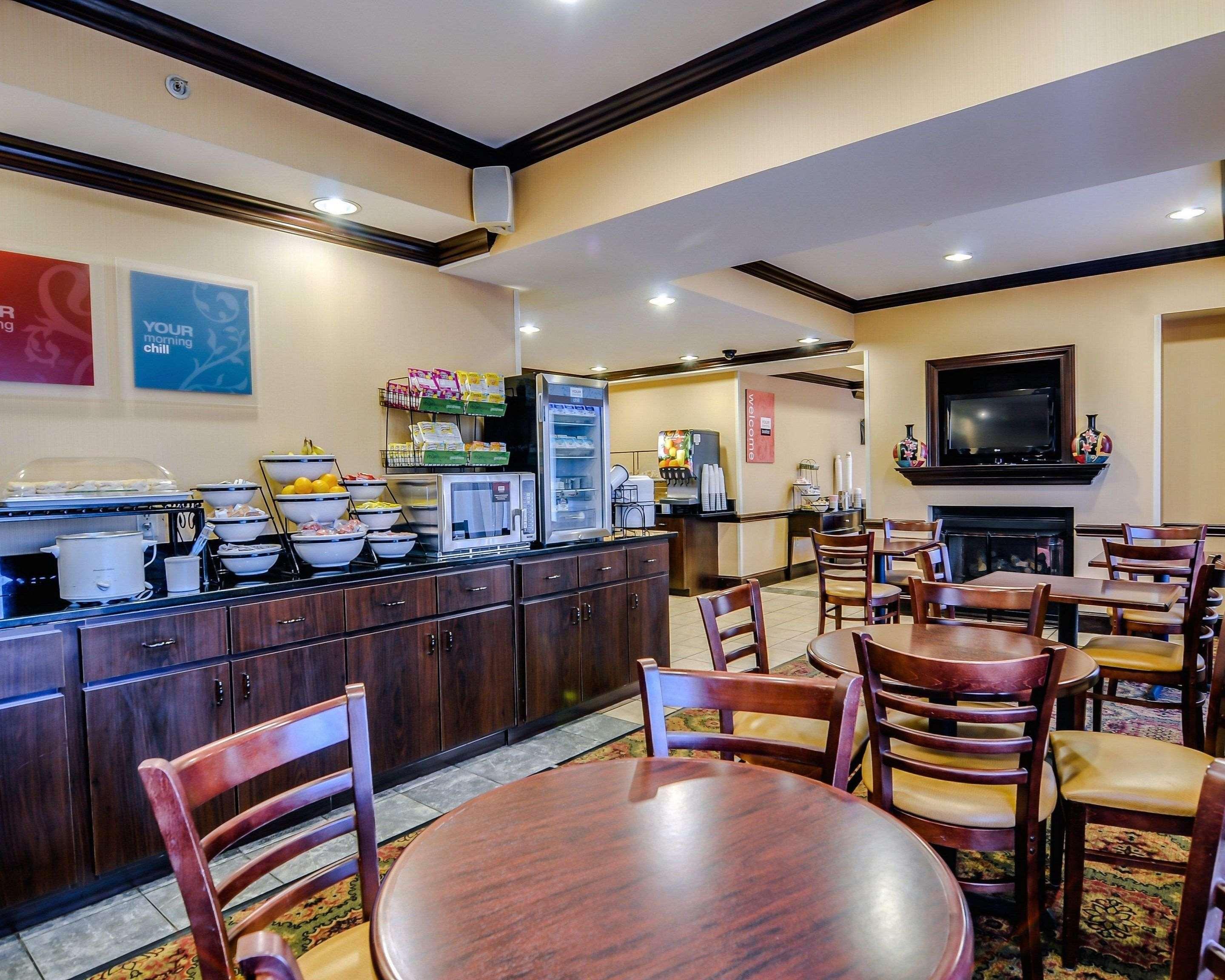 Comfort Inn & Suites Hillsville I-77 Dış mekan fotoğraf