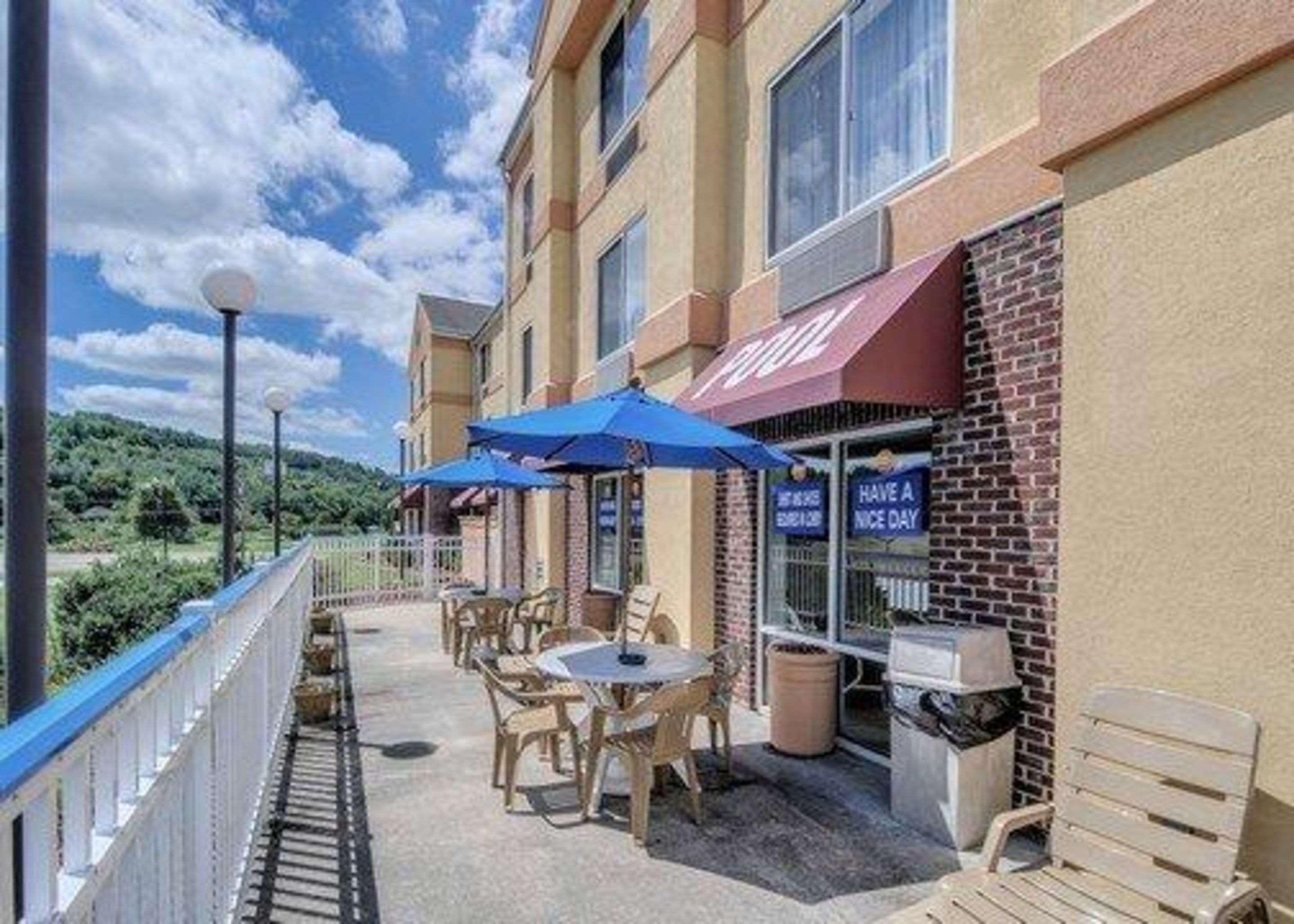 Comfort Inn & Suites Hillsville I-77 Dış mekan fotoğraf