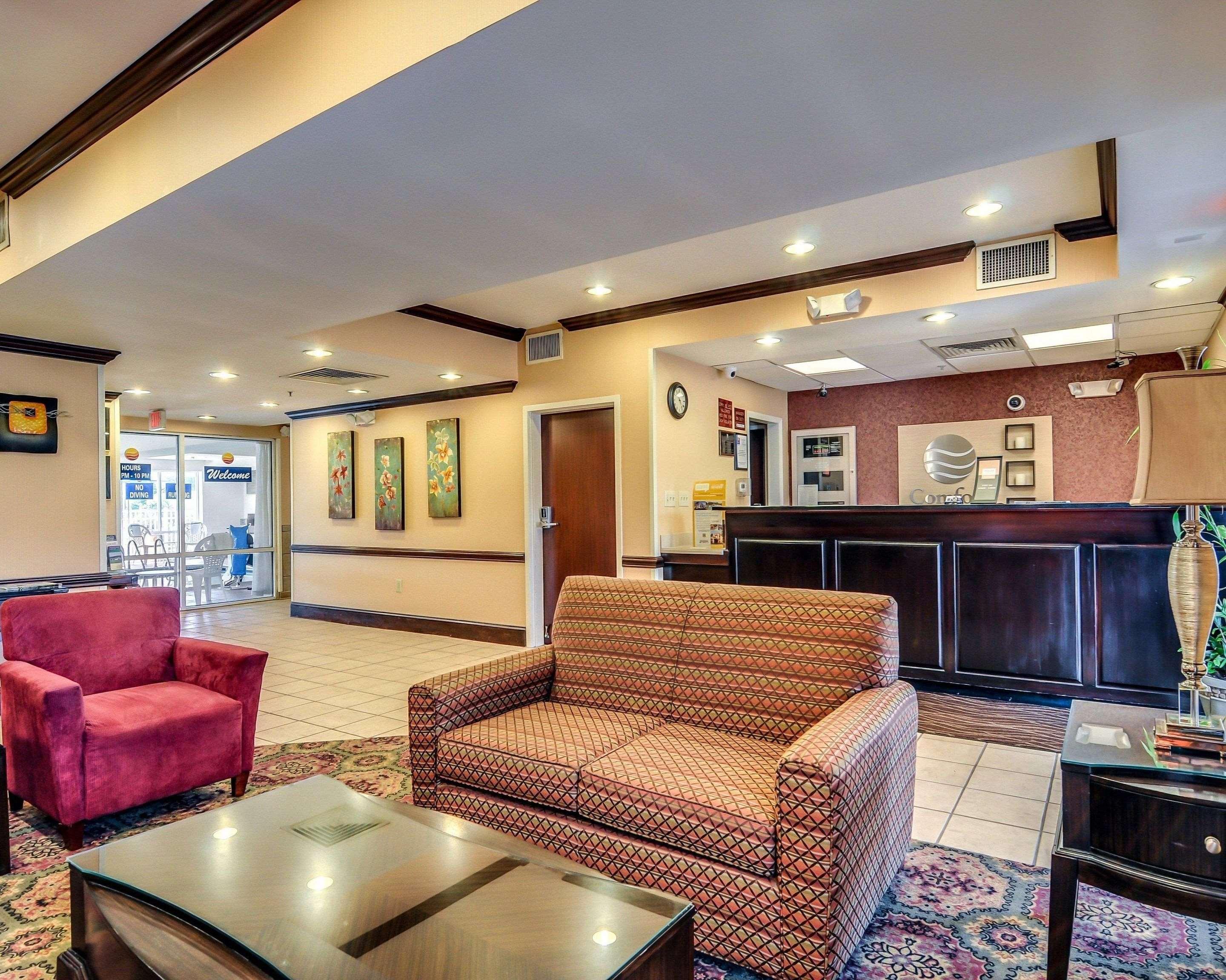 Comfort Inn & Suites Hillsville I-77 Dış mekan fotoğraf