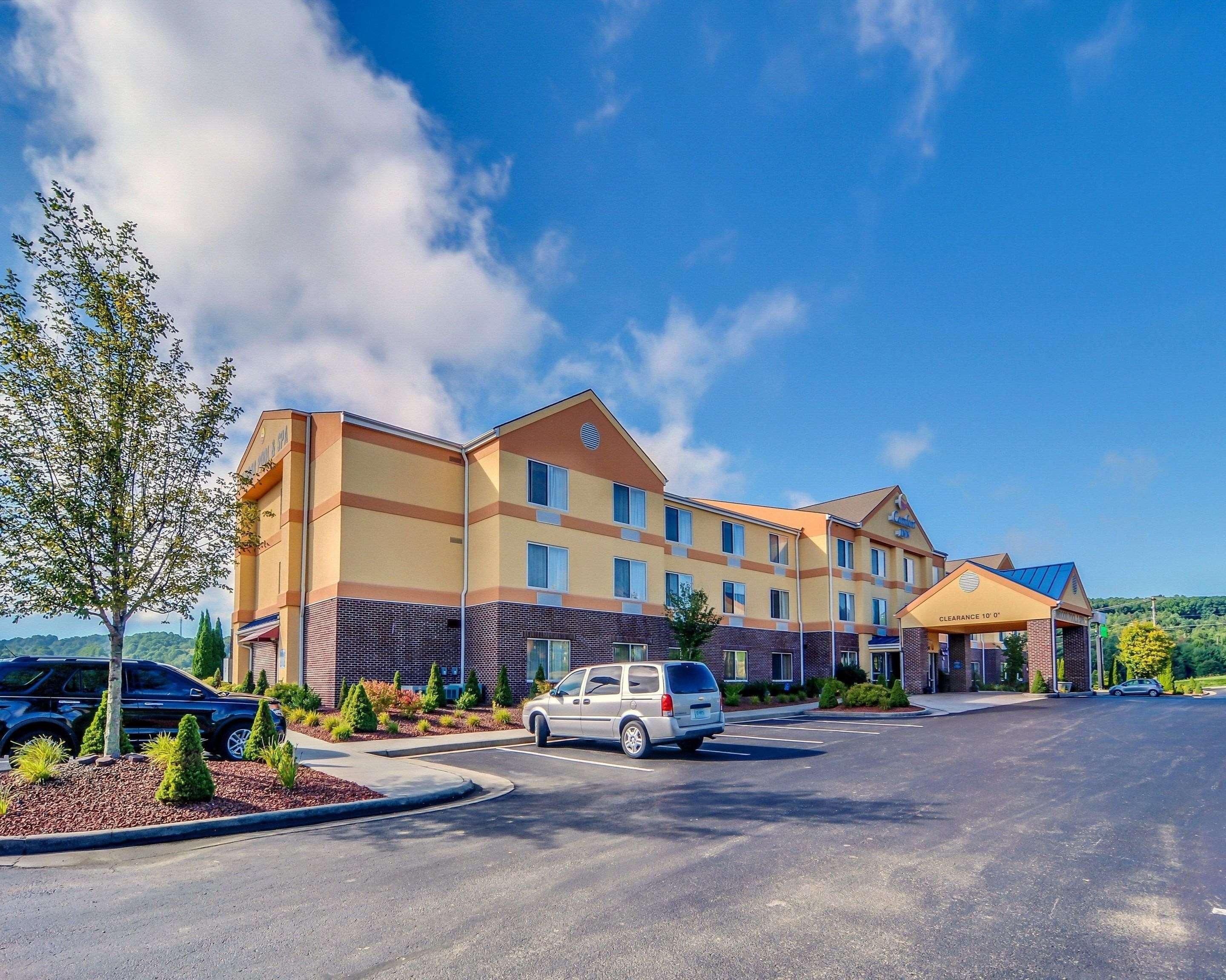 Comfort Inn & Suites Hillsville I-77 Dış mekan fotoğraf